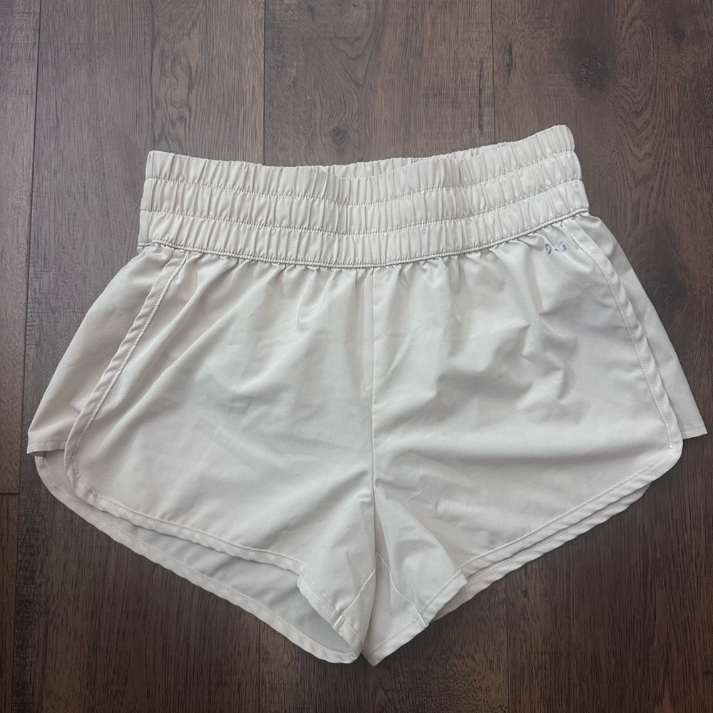 DSG Women's Cream High-Waist Athletic Shorts